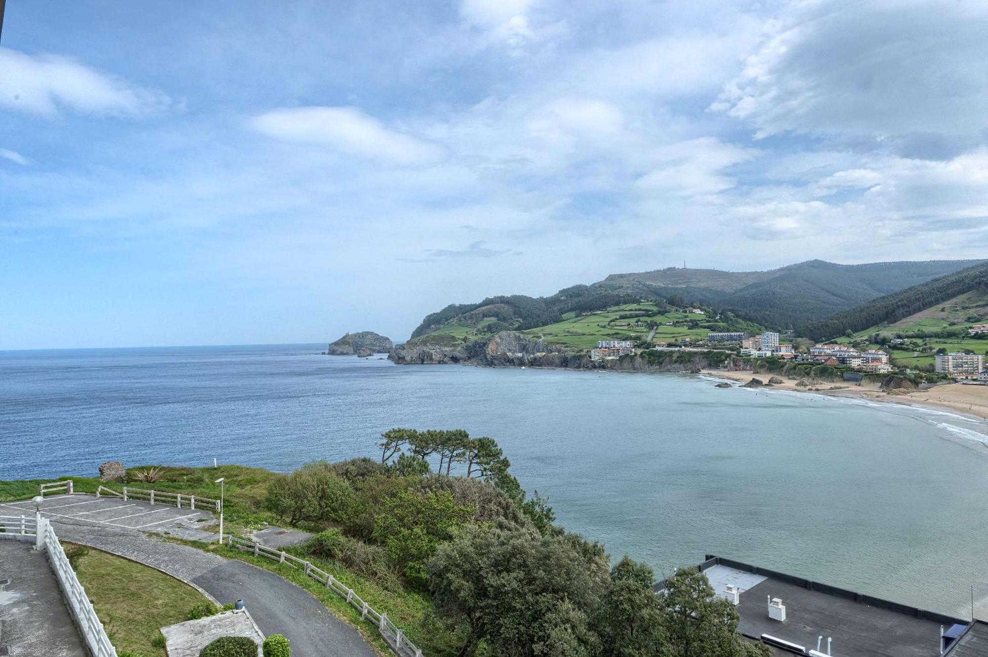 Coast & Beach View Parking Bakio Exterior photo